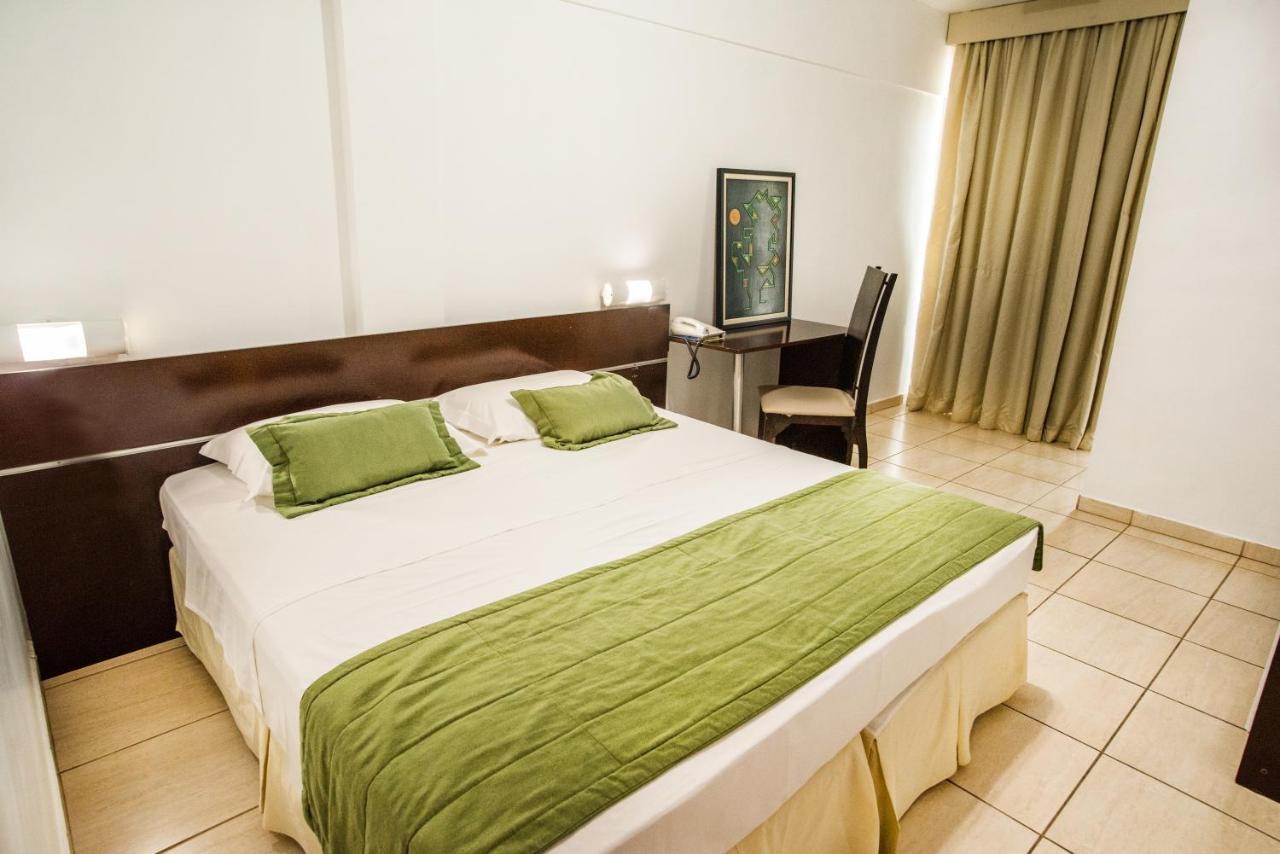 Podium Apart Hotel Varginha  Ngoại thất bức ảnh