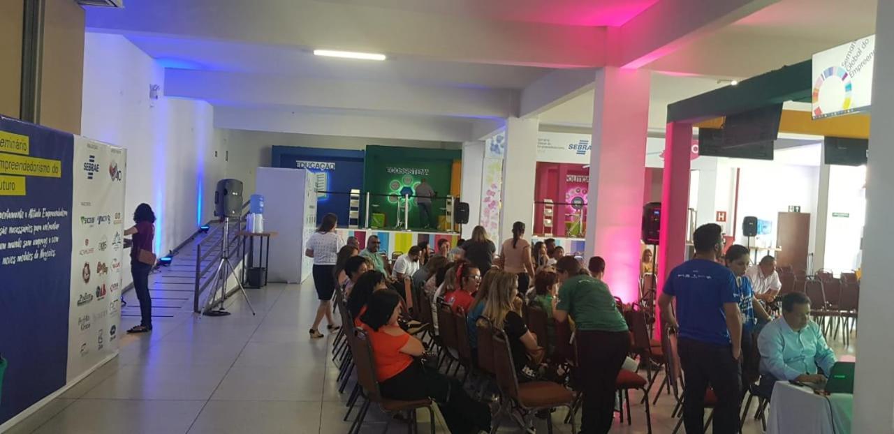 Podium Apart Hotel Varginha  Ngoại thất bức ảnh