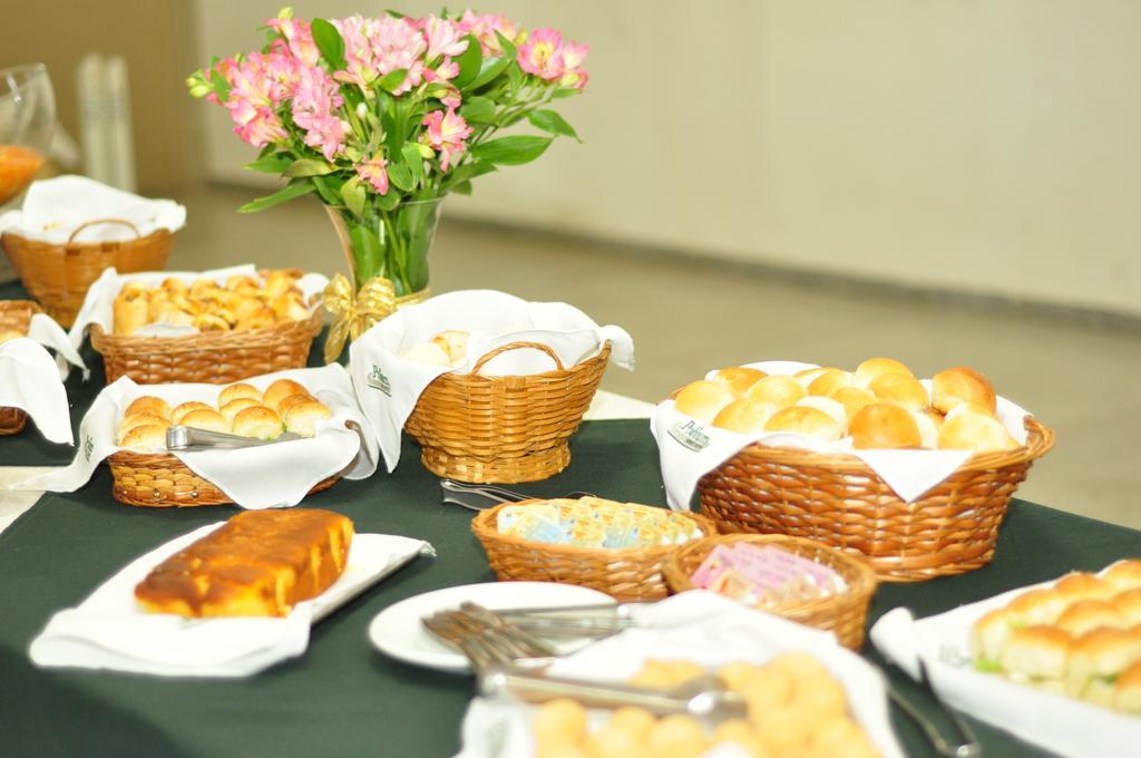 Podium Apart Hotel Varginha  Ngoại thất bức ảnh