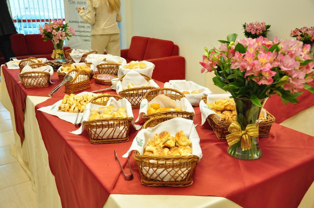 Podium Apart Hotel Varginha  Ngoại thất bức ảnh